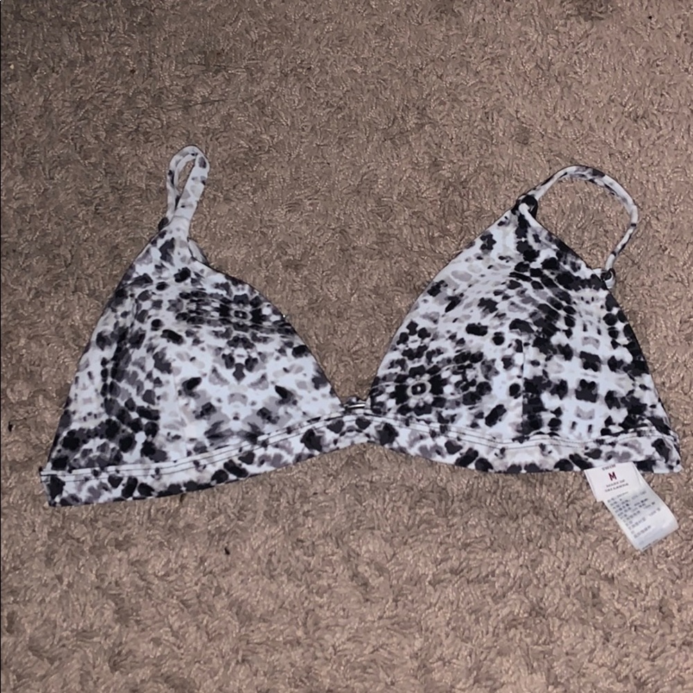 hollister bikini top